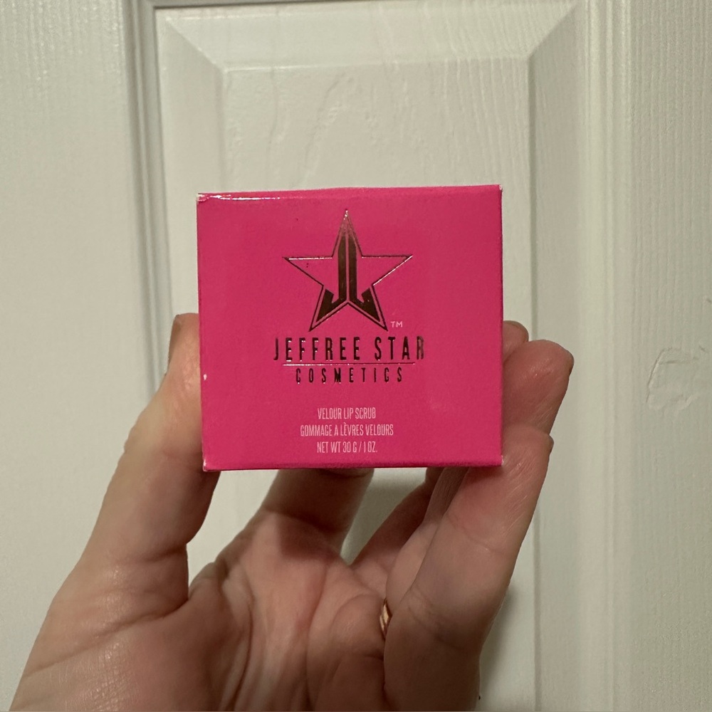 Jeffree Star Velour Lip Scrub exclusive Candy Necklace